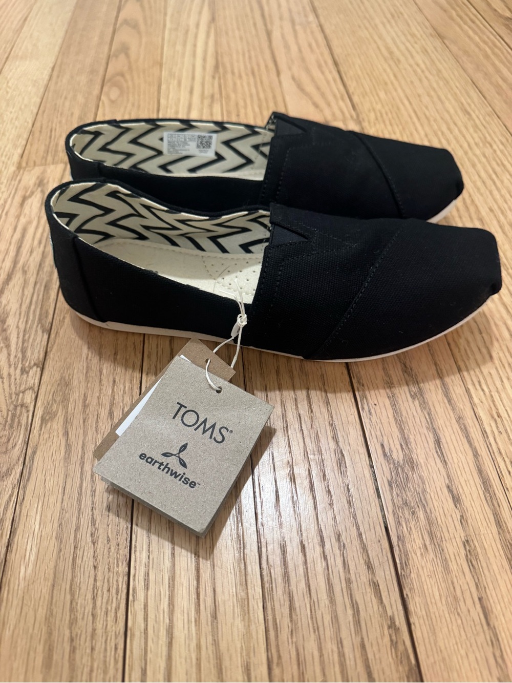TOMS Black Canvas Women’s Slip-On Moccasins